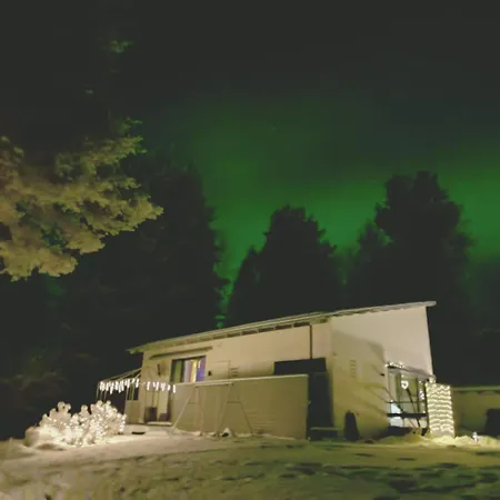 Arctic Iisakki Villa *
